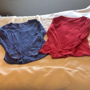 2 old navy women’s long sleeve tshirts